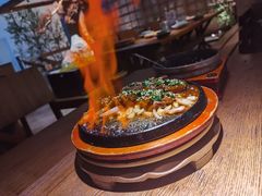 -蜜桃餐厅·伴山(湖滨商业街店)