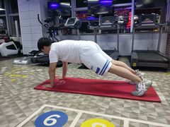 -UP健身私教馆(海岸城店)
