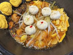-玺炖·中国铁锅炖(虹桥天街店)