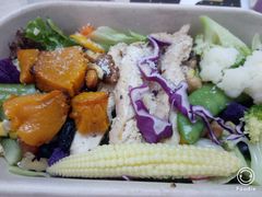 -F+轻食健身赋能空间(中华北路国贸商场店)