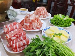 -鑫龙火锅城(环山路店)