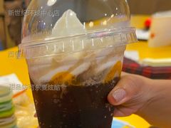 甜品站可乐麦炫酷-麦当劳(新世纪环球中心店)