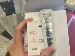 -Dior迪奥(上海世茂广场店)