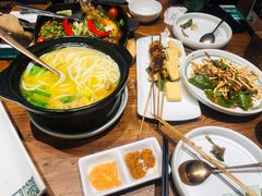 云南过桥米线-云海肴·汽锅鸡·云南菜(美罗城店)