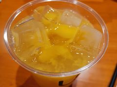 -西西弗书店&矢量咖啡(壹方购物中心店)