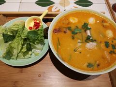 冬阴功海鲜粉-越弥越南传统美食馆