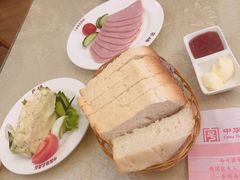 -华梅西餐厅(哈尔滨中央大街店)