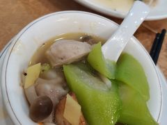 -新和兴海鲜餐厅(拱北口岸店)