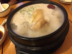 -长寿参鸡汤(朝韩风情街店)