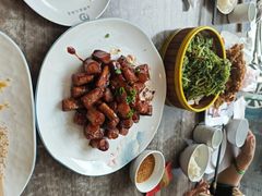 -今鲜源酒店·海鲜锅贴青岛菜(新湛路店)