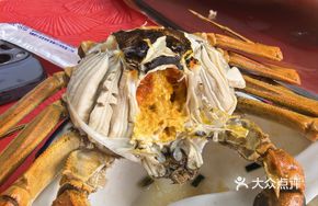 Steamed River Crab