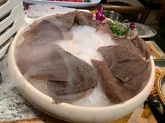 -老牌坊云南鱼豆花火锅(哈西万达店)