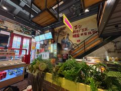 -钢管厂五区小郡肝串串香火锅(梅川路店)