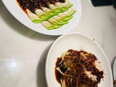 -初蓉丨遇见新川菜(亲贤街荣耀店)