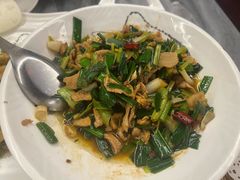 -蔼若春.传承三十年云南菜(金碧公园店)