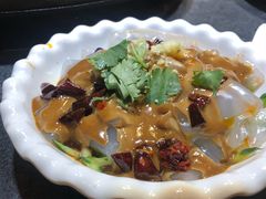 -山里屯铁锅炖(哈尔滨中央大街店)