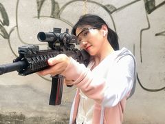 -东湖小天池真人CS彩弹野战基地