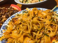 -柴窝堡22号辣子鸡·传承新疆菜