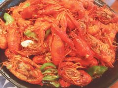 -川流不息·地道川菜·小龙虾(松东路店)