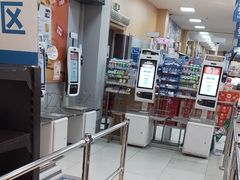 -世纪联华超市(凤起店)