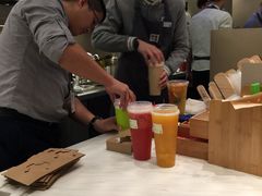 -奈雪的茶(市百一店)