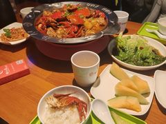 -钳小厨疯味1987肉蟹煲(美一城广场店)