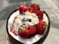 草莓挞-Lokal(武康路店)