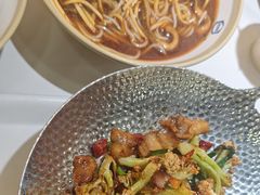 -弄堂咪道-饭香·面香·馄饨香(兴梅店)