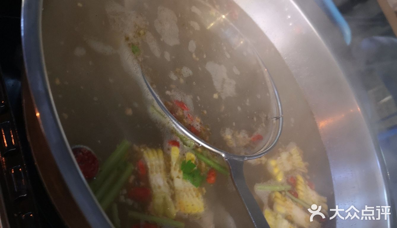 环境一般，但是味道挺好，去的早不用排队