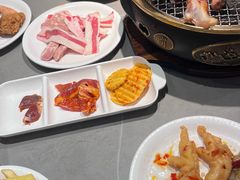 -山焱·炭火自助烤肉(周浦万达店)