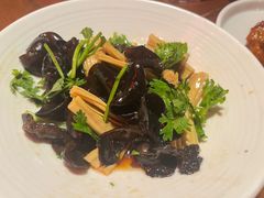 -外婆家(世界城广场店)