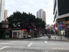 -八一路好吃街(雨田商务大厦店)