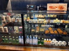 -星巴克(杭州临平银泰城B1店)