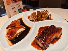 招牌广式烧卤三拼-侨美食家·粤菜(体育西路店)