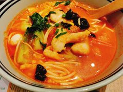 -刀小蛮半只鸡过桥米线(家乐福四元桥店)