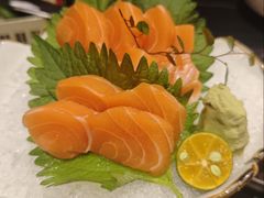 -山川小町·极番烧肉(新地假日广场店)