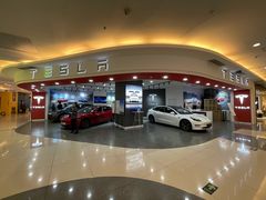 -TESLA 特斯拉(广州天环广场体验店)