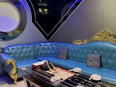 -路边边.炒菜烧烤.音乐餐厅(良乡长虹店)