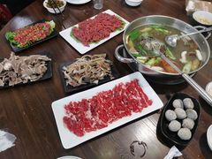 -乡土黄·鲜牛肉火锅·小龙虾(兴业街店)