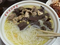 -文山荷鲜居(翠湖店)