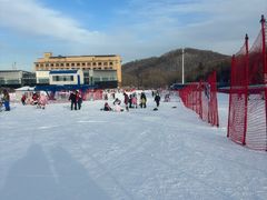 -亚布力新体委滑雪场