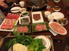 -小天鹅火锅·一线江景洪鼎旗舰店(洪崖洞店)