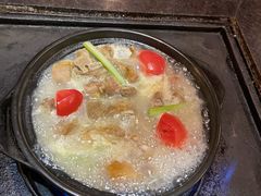 -有一锅·野生菌黑山羊腊排骨火锅(古城北门店)