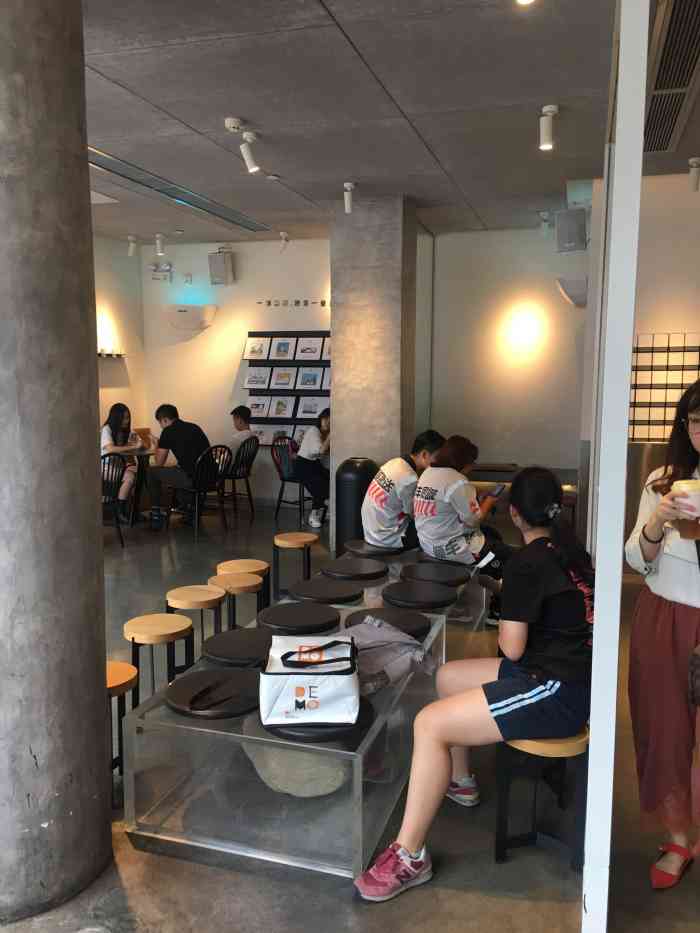 喜茶(水晶城店)-"完全没有想象中好喝,很一般很一般."-大众点评移动版