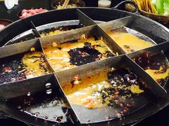 -岗上渣渣老火锅(两路口店)