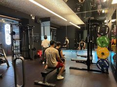 -TOP健身私教工作室(侨香店)