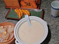 民国美龄粥-南京大牌档(青岛万象城店)