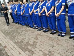 -老牌坊云南鱼豆花火锅(爱建店)
