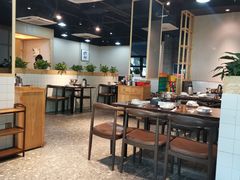 大堂-凤兴鸡煲(宝安海雅店)