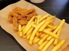 -必胜客(大悦城店)